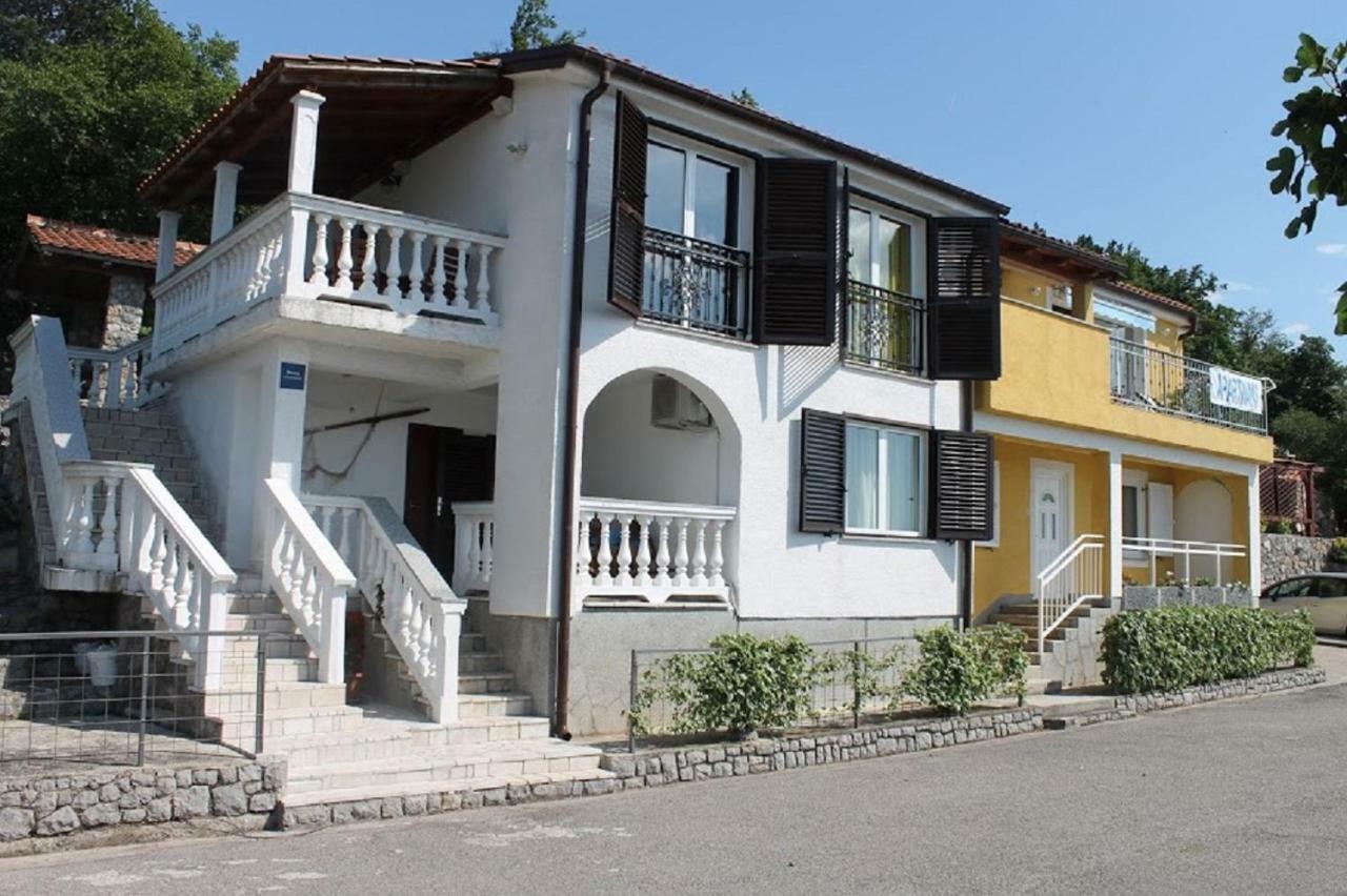 Apartments Turina สเวติยูไร ภายนอก รูปภาพ